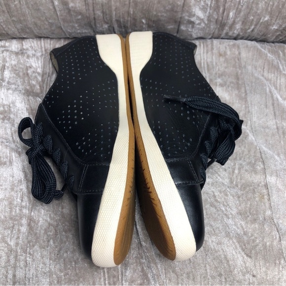 Dansko Shoes Orli Sneakers Lace Up 4711020302 Black Leather Casual Womens 41 EUC - Picture 13 of 16